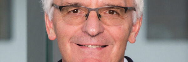 Dr. Uwe Junker
